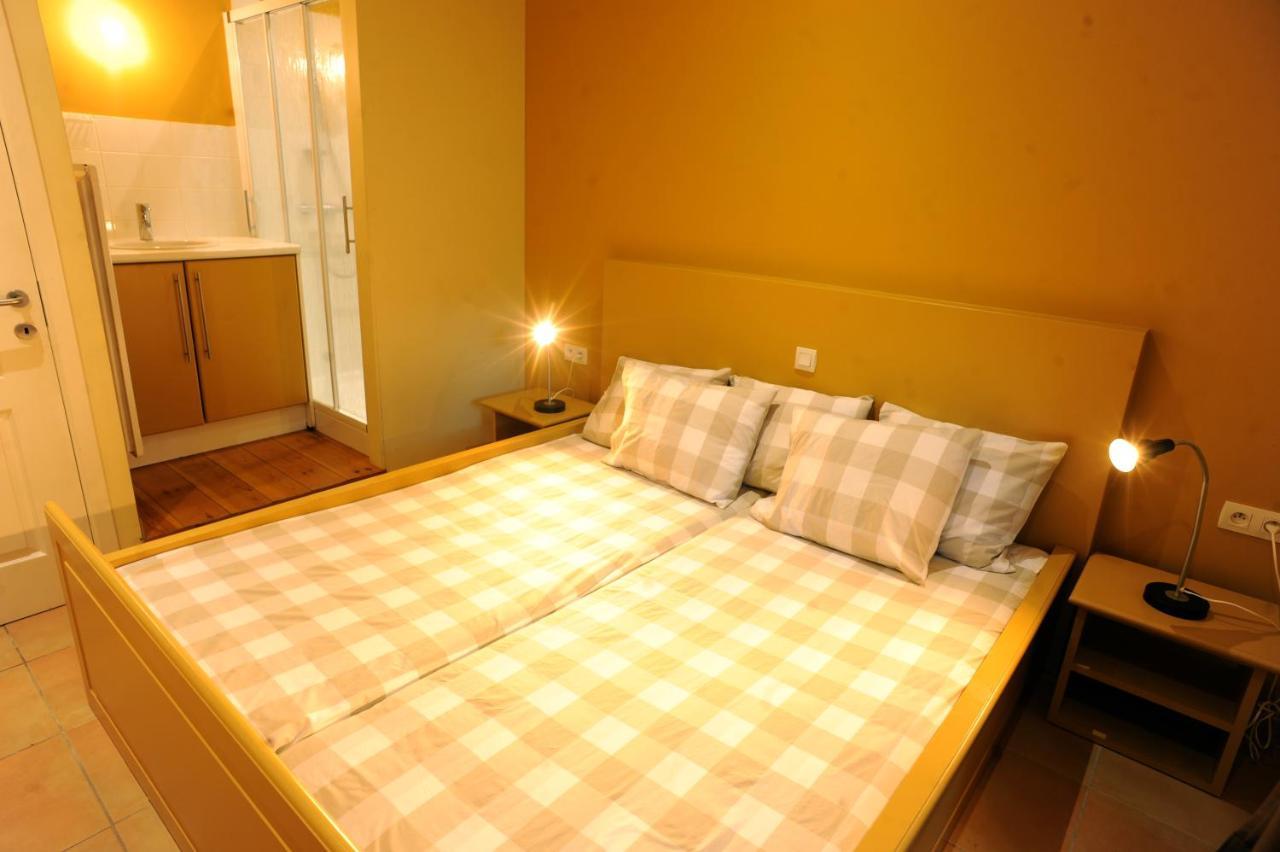 La Papeterie De Corbes Bed & Breakfast エクステリア 写真